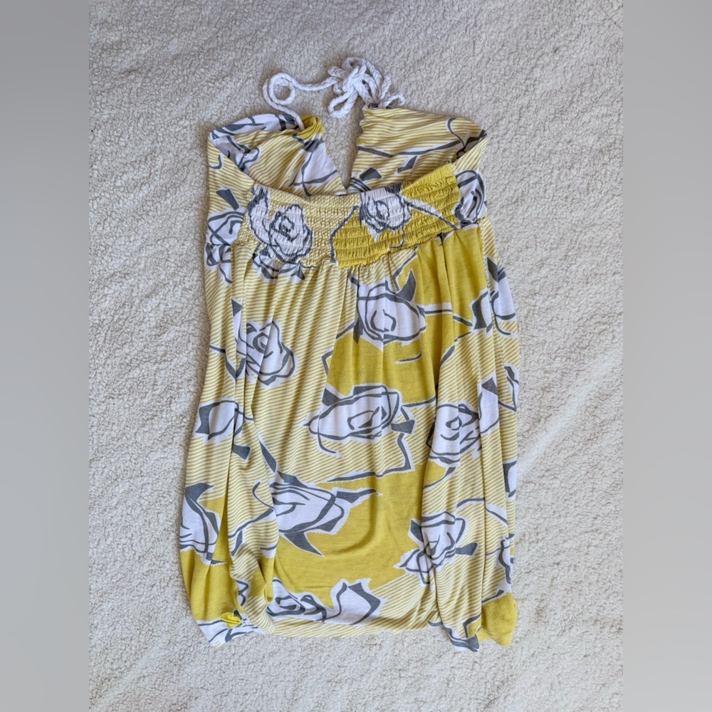 Y2K Vintage Lost Yellow Floral Halter Sundress with White Tie - Picture 7 of 9